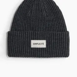 H&M Knitted Beanie