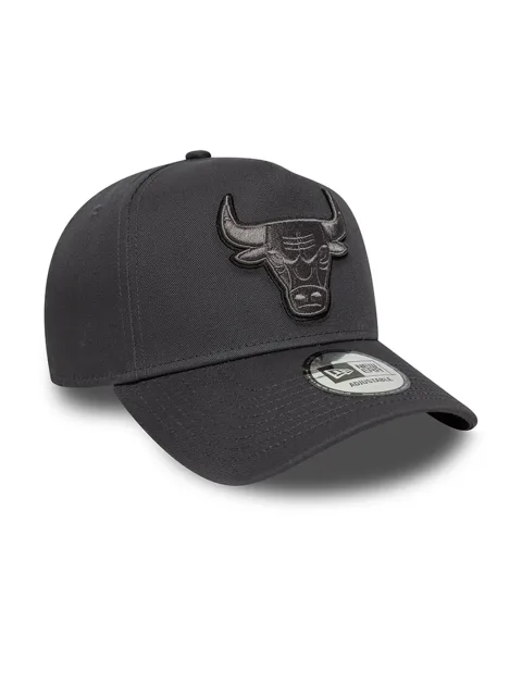 New Era Men Cotton Embroidered Chicago Bulls Snapback Cap